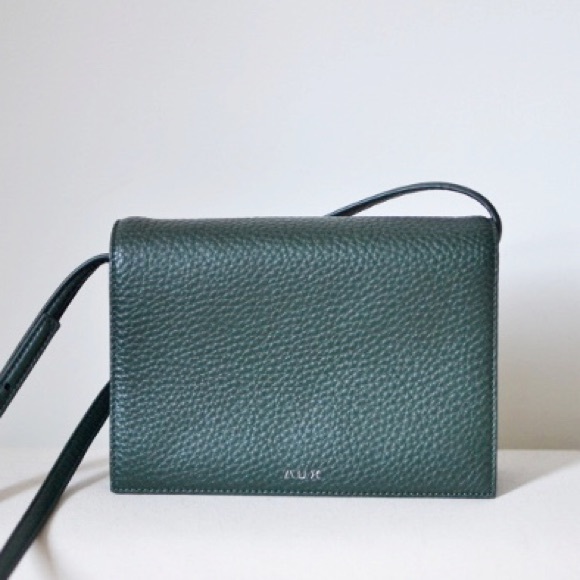 Aritzia Auxiliary Calisch Cross Body Bag - Picture 1 of 4